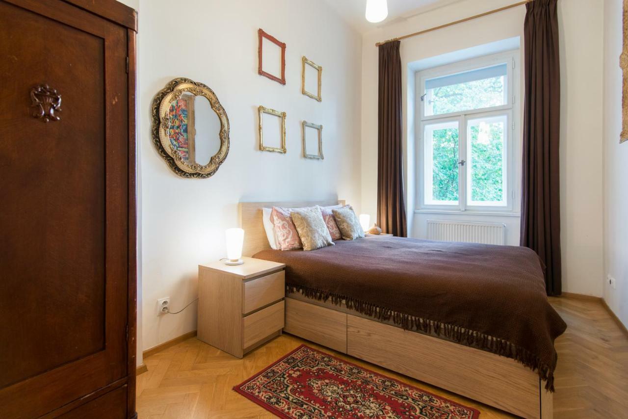 Victoria Design Stays - Apartment Slavojova Praga Esterno foto
